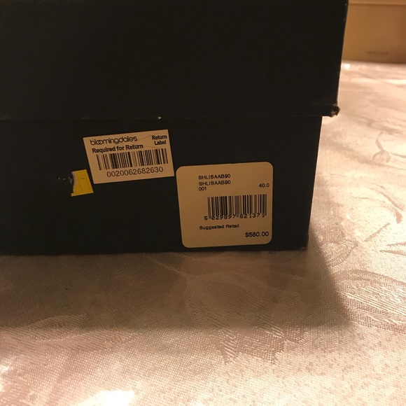 Burberry  black boots - Picture 5 of 8